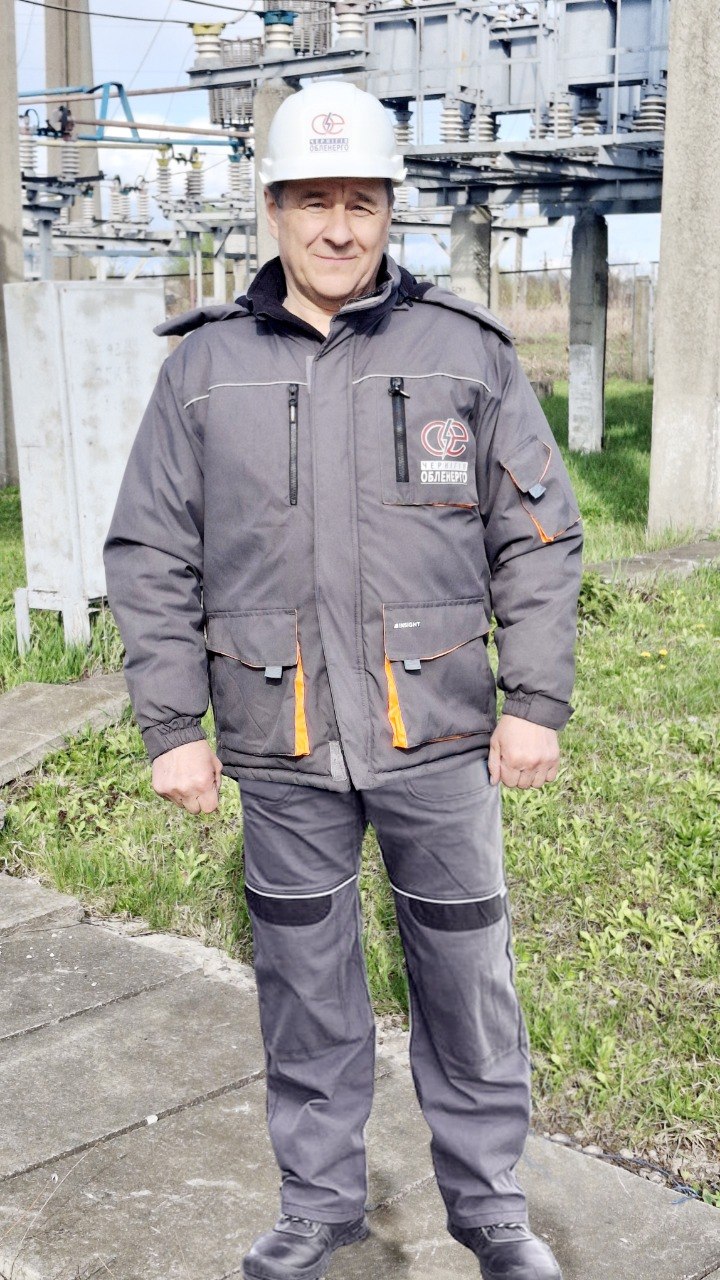 Chernihivoblenergo worker returns to duty after being wounded in enemy drone strike
