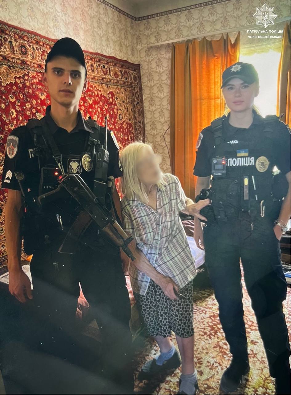 Патрульні повернули додому 84-річну чернігівку, яка загубилася на проспекті Миру