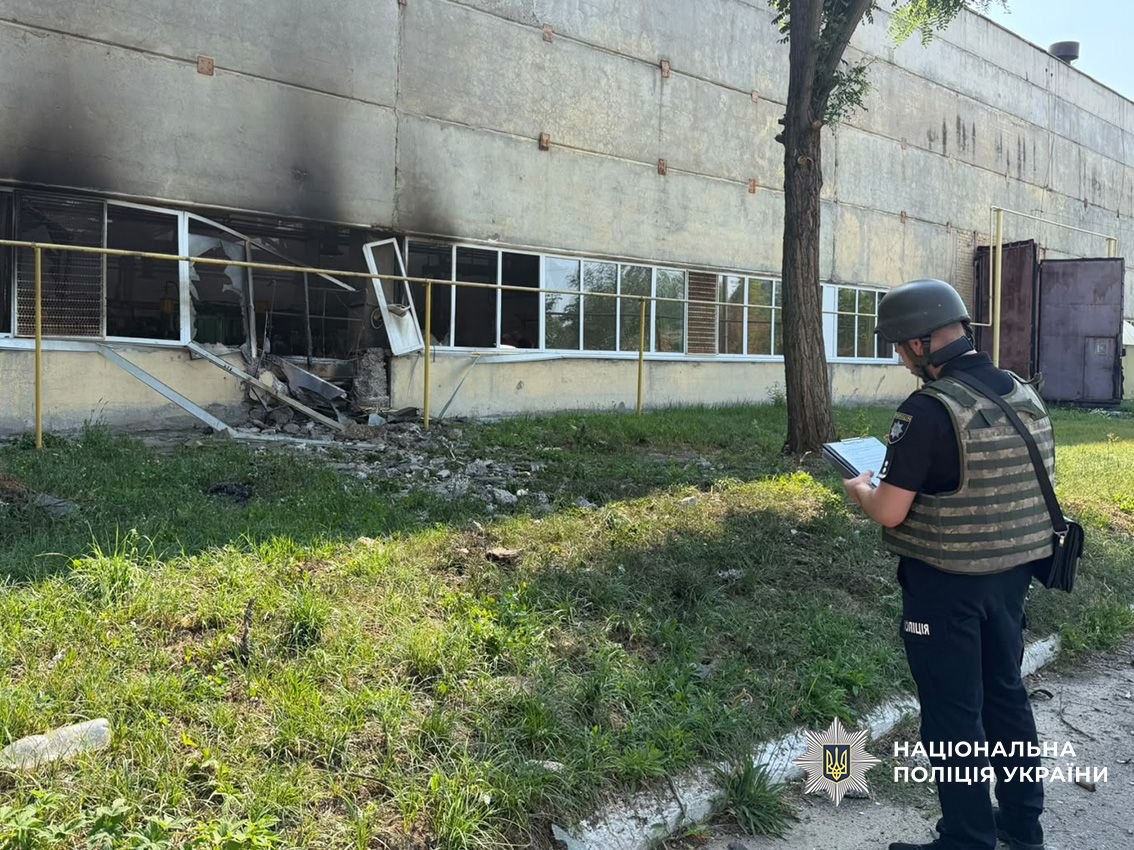 Police Document Aftermath of Enemy Drone Strikes on Chernihiv: Two Civilians Wounded