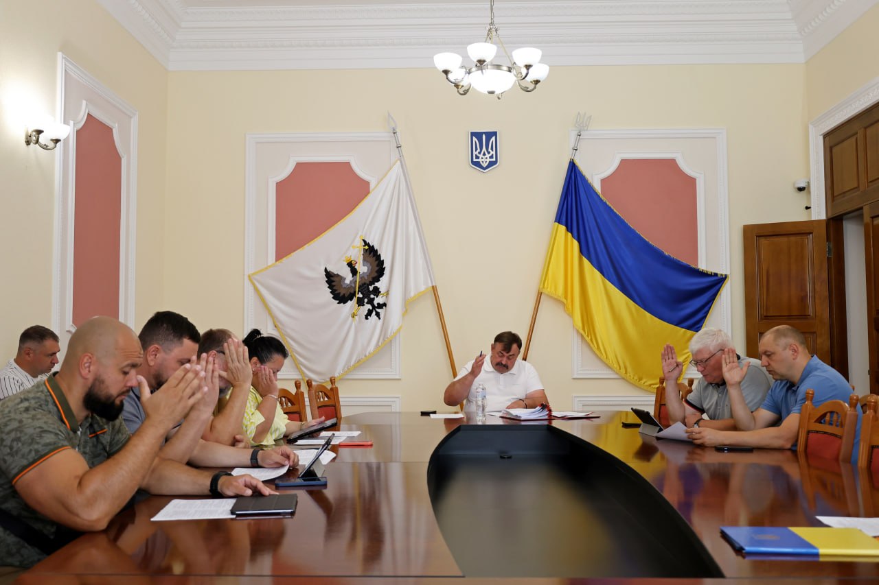 Chernihiv Executive Committee Approves Financial Aid for Defenders' Families and War Victims