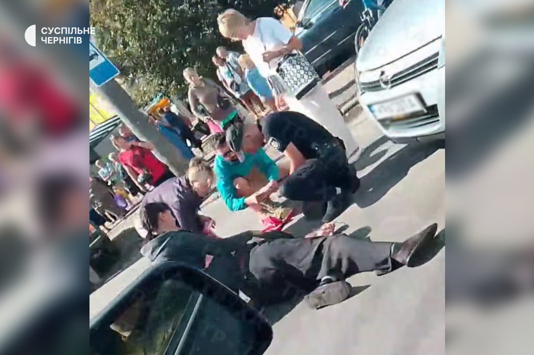 Opel driver hits elderly pedestrian in Chernihiv; victim hospitalised