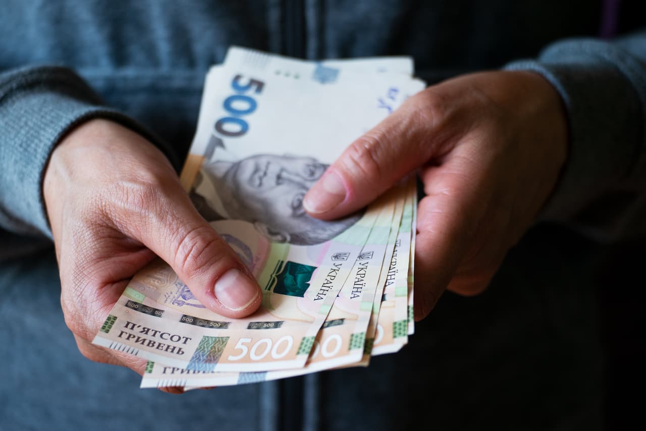 Chernihiv City Council Executive Committee Approves Payments Totalling Over 1 Million Hryvnias for Residents